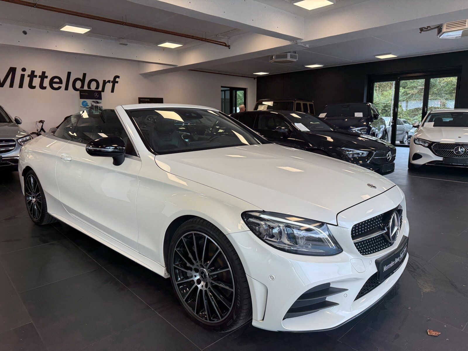 Mercedes-Benz C 300 d AMG NIGHT LED TWA NAVI 19 Zoll foto 18