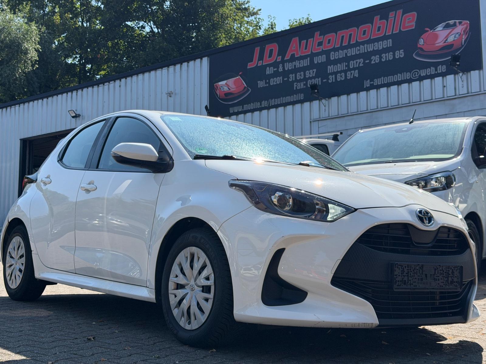 Toyota Yaris 1.5-l-VVT-i Hybrid CVT Style "2022"