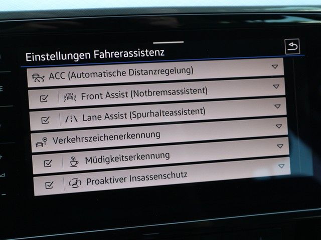 Volkswagen Passat Variant - Bild 15