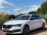Skoda Superb 2.0 TSI Sportline*Pano*Virtuell*19 Zoll* - Skoda Superb: Sport
