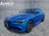 Alfa Romeo Giulia Quadrifoglio 2.9l 520PS V6 - Alfa Romeo Giulia mit Benzin-Antrieb: Limousine