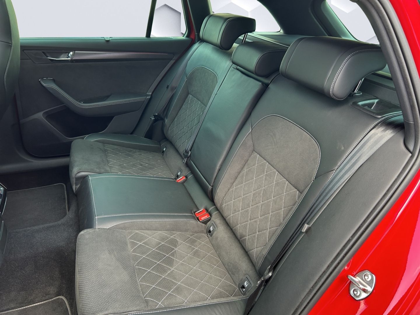 Superb Combi SportLine 4x4 2.0 TSI DSG