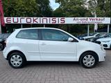 Volkswagen Polo IV Comfortline*AUTOMATIK*KLIMA*SERVO*SHZ* - aus 2005 mit Benzin-Antrieb: Kleinwagen
