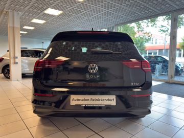 Volkswagen Golf - 8