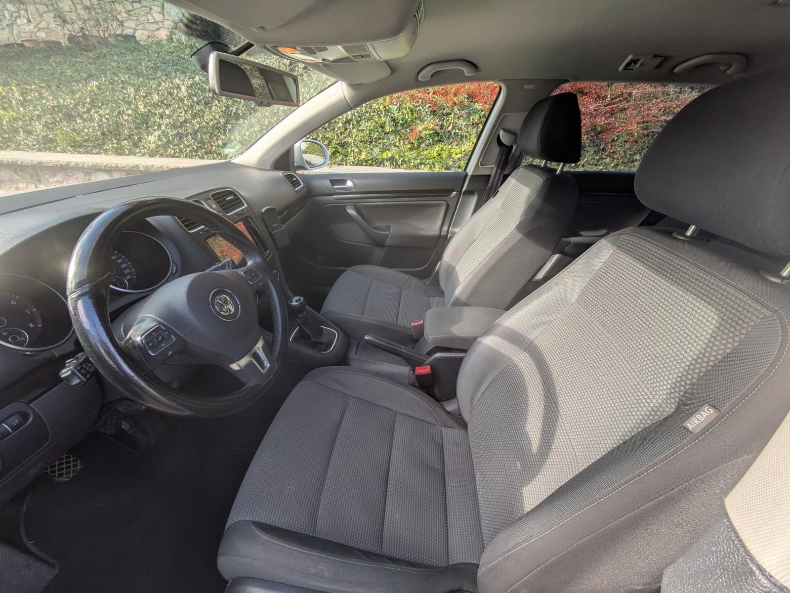Volkswagen Golf 2010 — photo 8