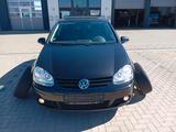 Volkswagen Golf 1.6 Comfortline,SZH,AHK,2xALU