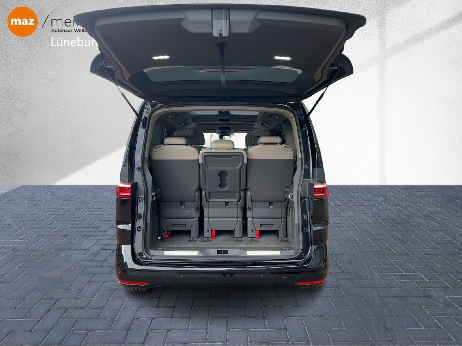 Fahrzeugabbildung Volkswagen Multivan T7 Style 1,5 TSI Klima Navi Pro Standhz