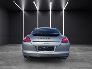 Porsche Panamera - 8