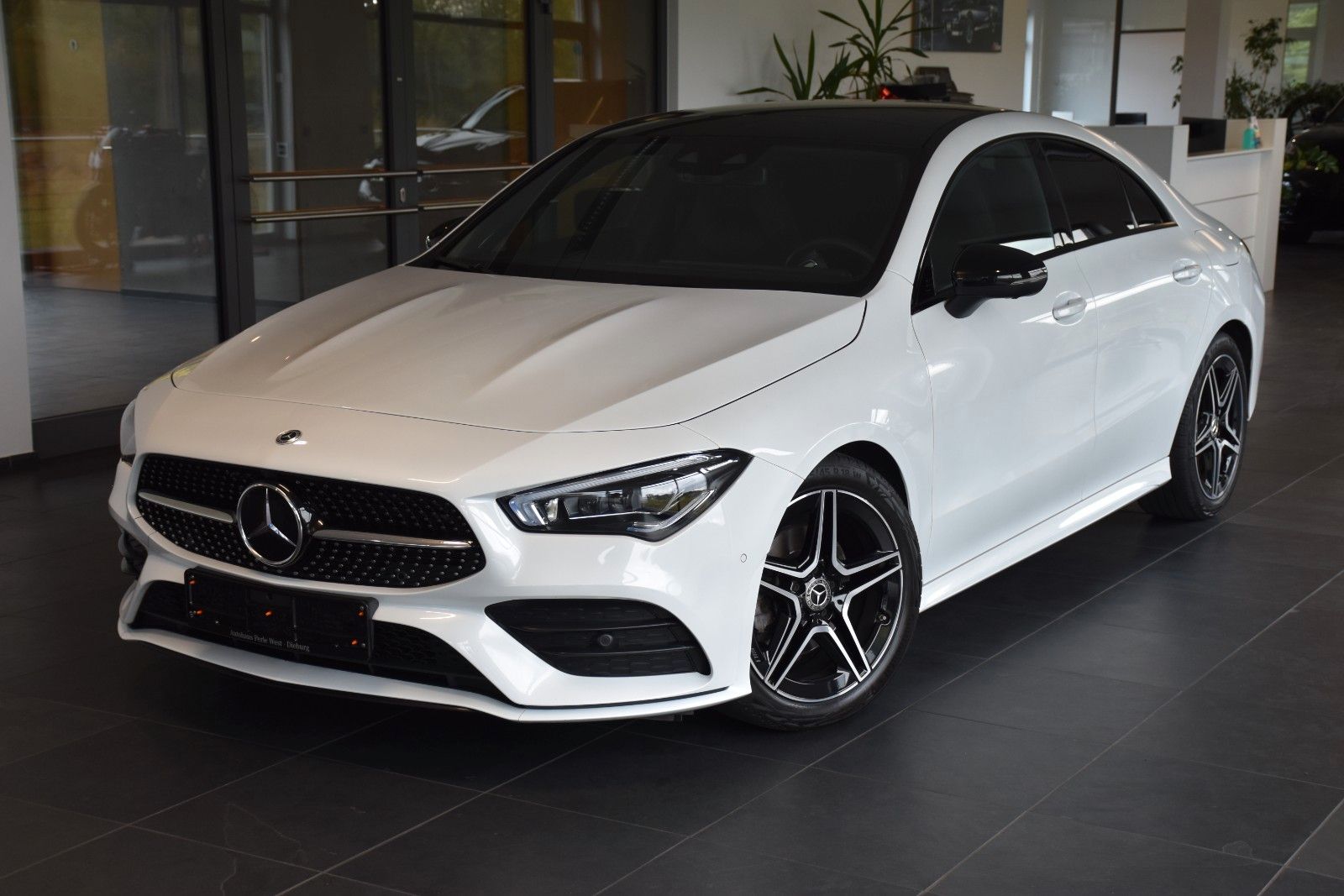 Mercedes-Benz CLA 200 d 8G-DCT AMG LINE WIDESCREEN PANO 360CAM
