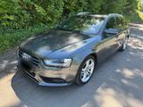 Audi A4 B8 3.0 TDI Sline  Automatik Facelift - Audi A4 aus 2012: Facelift