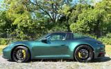 Porsche 992 Targa 4 GTS  | Garantie | Einzelstück | 1.Hd - Porsche 992: Grün, Cabrio