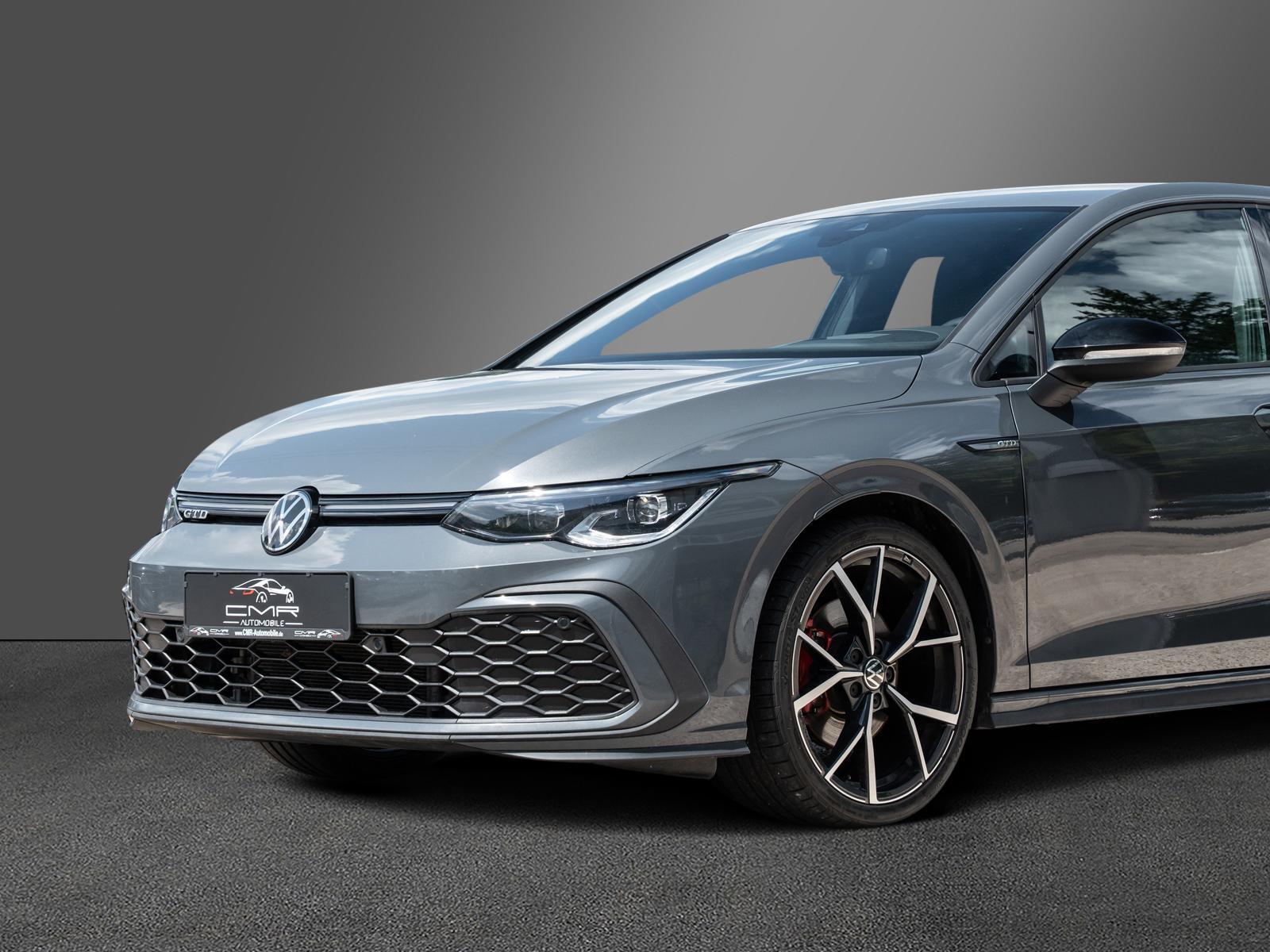 Volkswagen Golf GTD Business-P. Premium IQ.Light HeadUp 19"