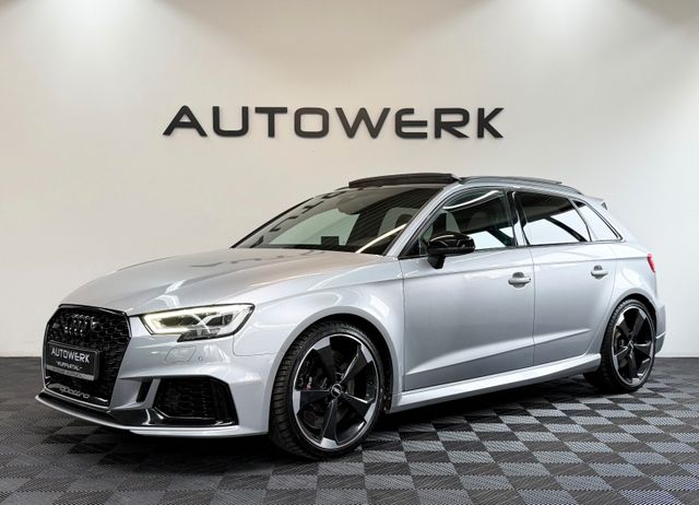 AUDI RS 3 Sportback 2.5 TFSI Quattro*SCHALE*PANO*KAME