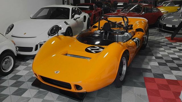 McLaren M1B 
