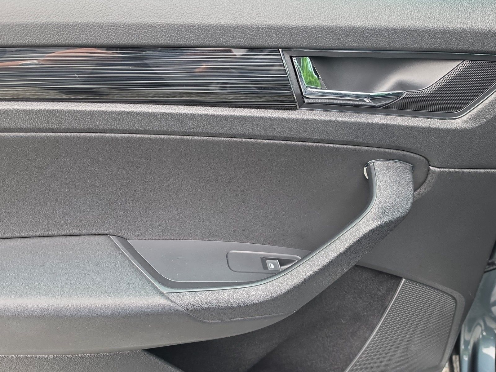 Fahrzeugabbildung SKODA Kodiaq Style 4x4 LED AHK CARPLAYER