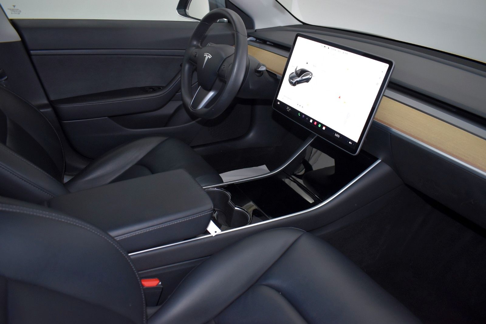 Fahrzeugabbildung Tesla Model 3 Leder,Navi,LED,Kamera,Panorama,PDC