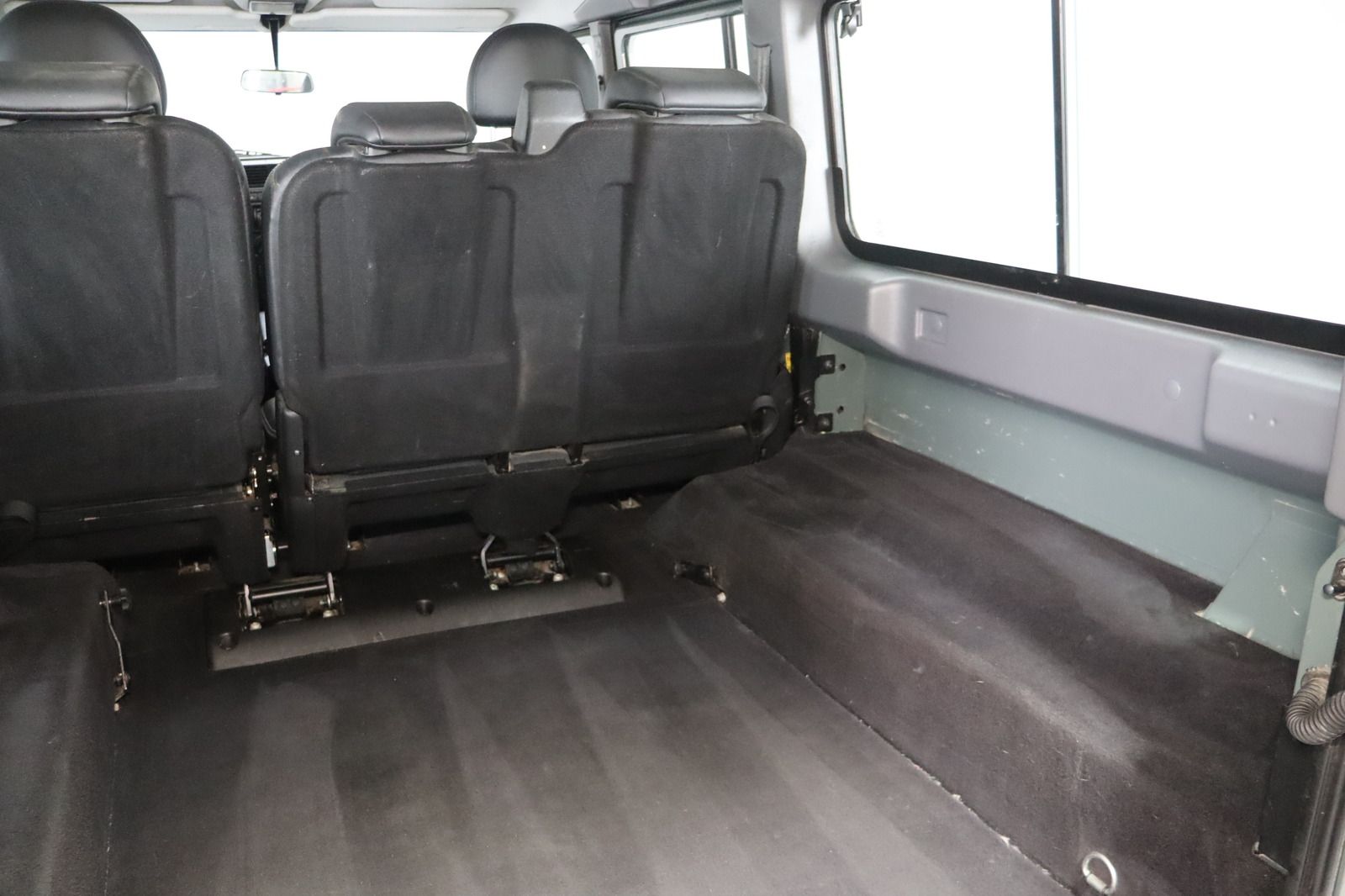 Fahrzeugabbildung Land Rover Defender 110 Station Wagon SE * AHK * Sitzhzg.