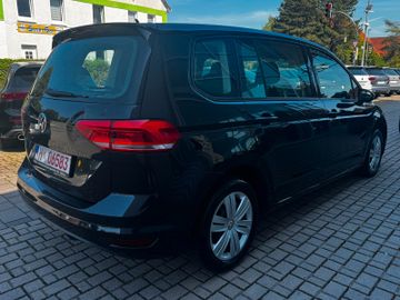 Volkswagen Touran - 3