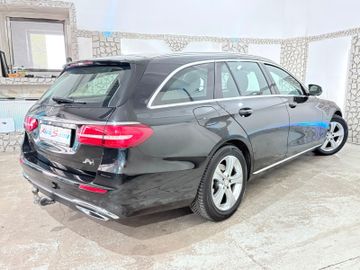Mercedes E 220 - 8