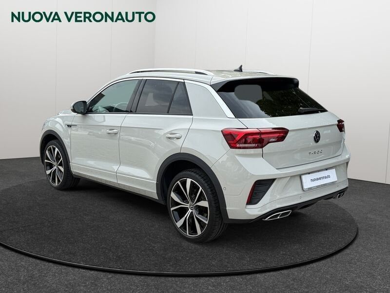 Volkswagen T-Roc 1.0 TSI R-LINE 110 CV imagem 3