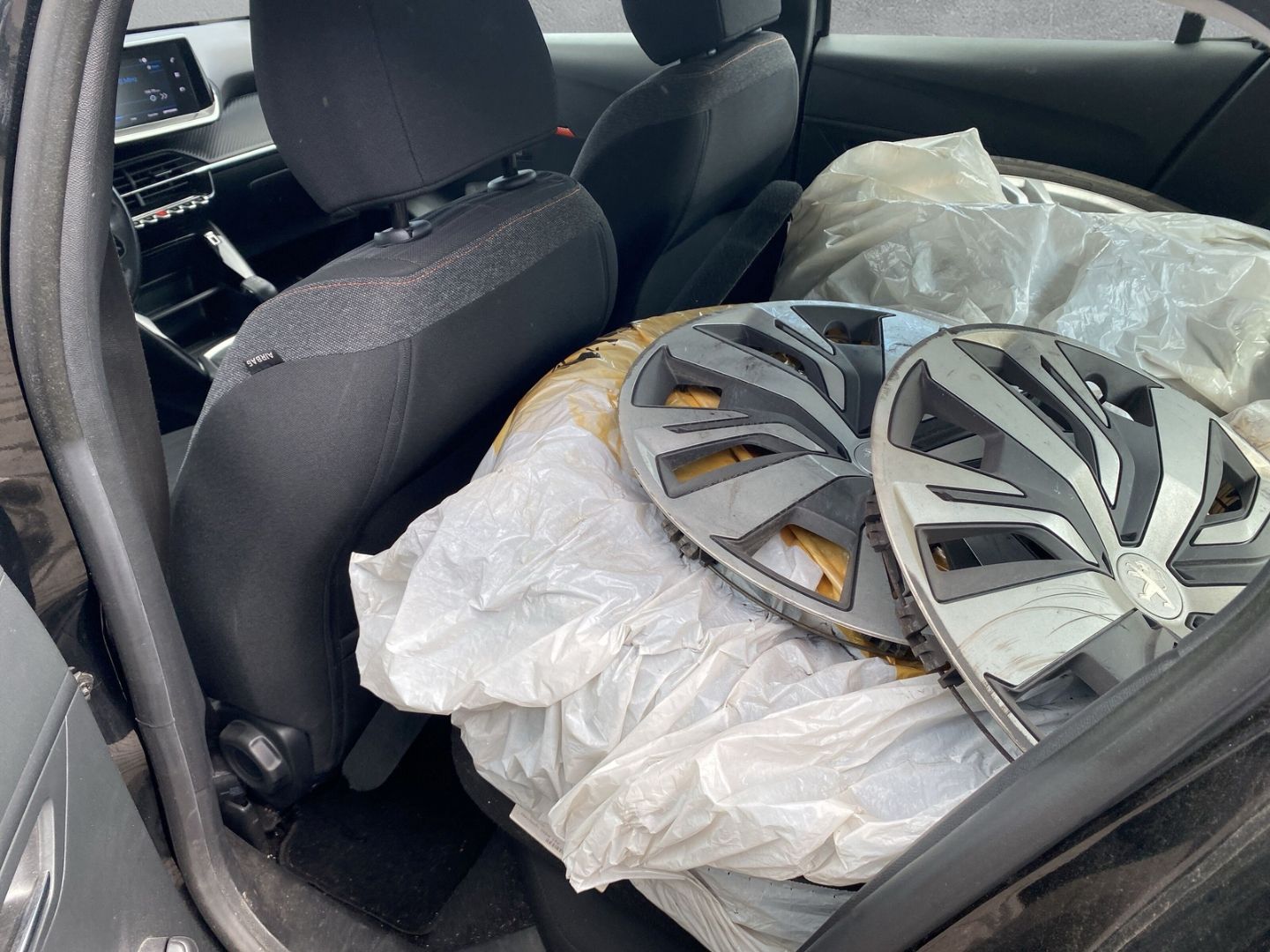 Fahrzeugabbildung Peugeot 208 Active 1.2 PureTech 75 EU6d Apple CarPlay An