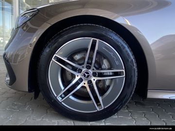 Mercedes E 220 - 9