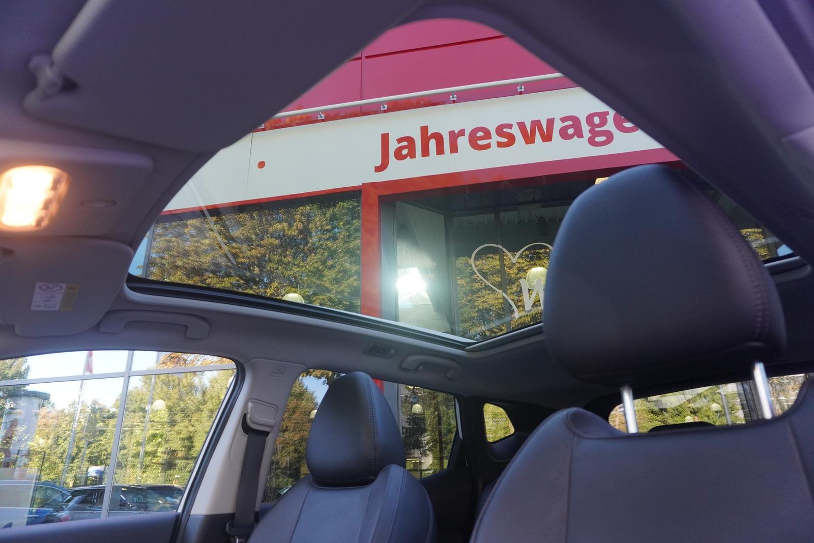 Nissan Qashqai 1.3 Tekna LED Navi Panorama 360° AHK