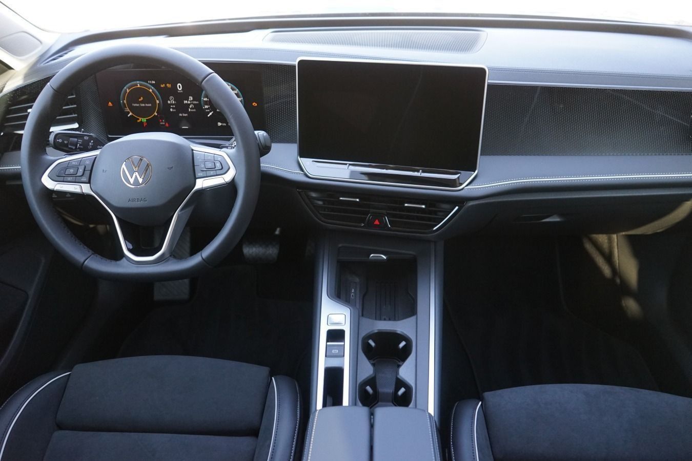 Volkswagen Passat 2.0 TDI 110 kW Business HuD AHK Matrix foto 5