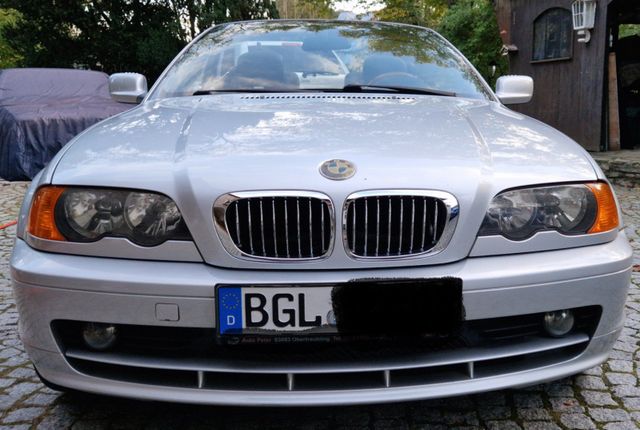 BMW 323i Cabrio