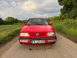 Volkswagen Vento 1.8 CLX - Volkswagen Vento mit Benzin-Antrieb
