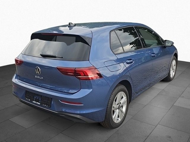 Fahrzeugabbildung Volkswagen Golf VIII 1.5 TSI LIFE NAVI SHZ LED KLIMA KEYLES