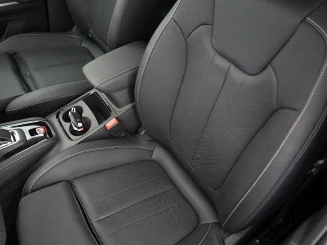 Grandland GSe PHEV 4X4 AT+ANHÄNGERKUPPLUNG+NAVI+