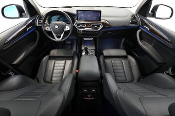 BMW X3 xDrive20d LEDER LASER HUD ACC STHZ RFK AHK