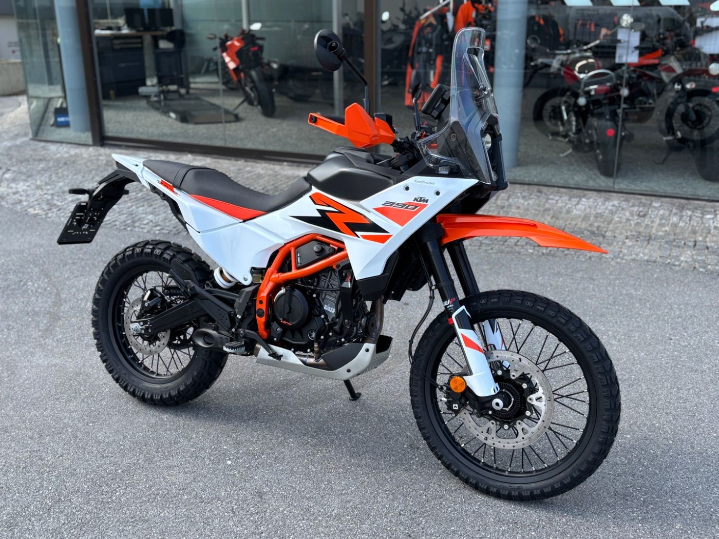 Fahrzeugabbildung KTM 390 Adventure R 2026 Quickshifter+ inclusive