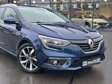Renault Megane ENERGY dCi 130 Bose Edition GT S-H/NAV/LM - Renault Megane mit Diesel-Antrieb