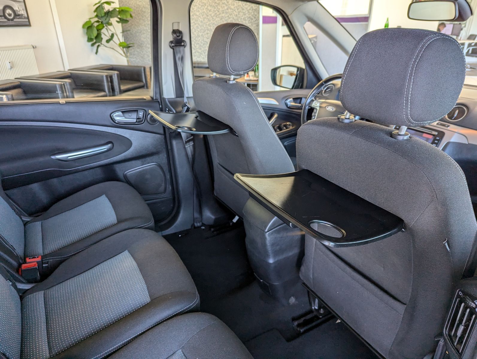 FORD Galaxy 2.0 TDCi Navi 7-Sitze Traveller-Paket SHZ - Image 18