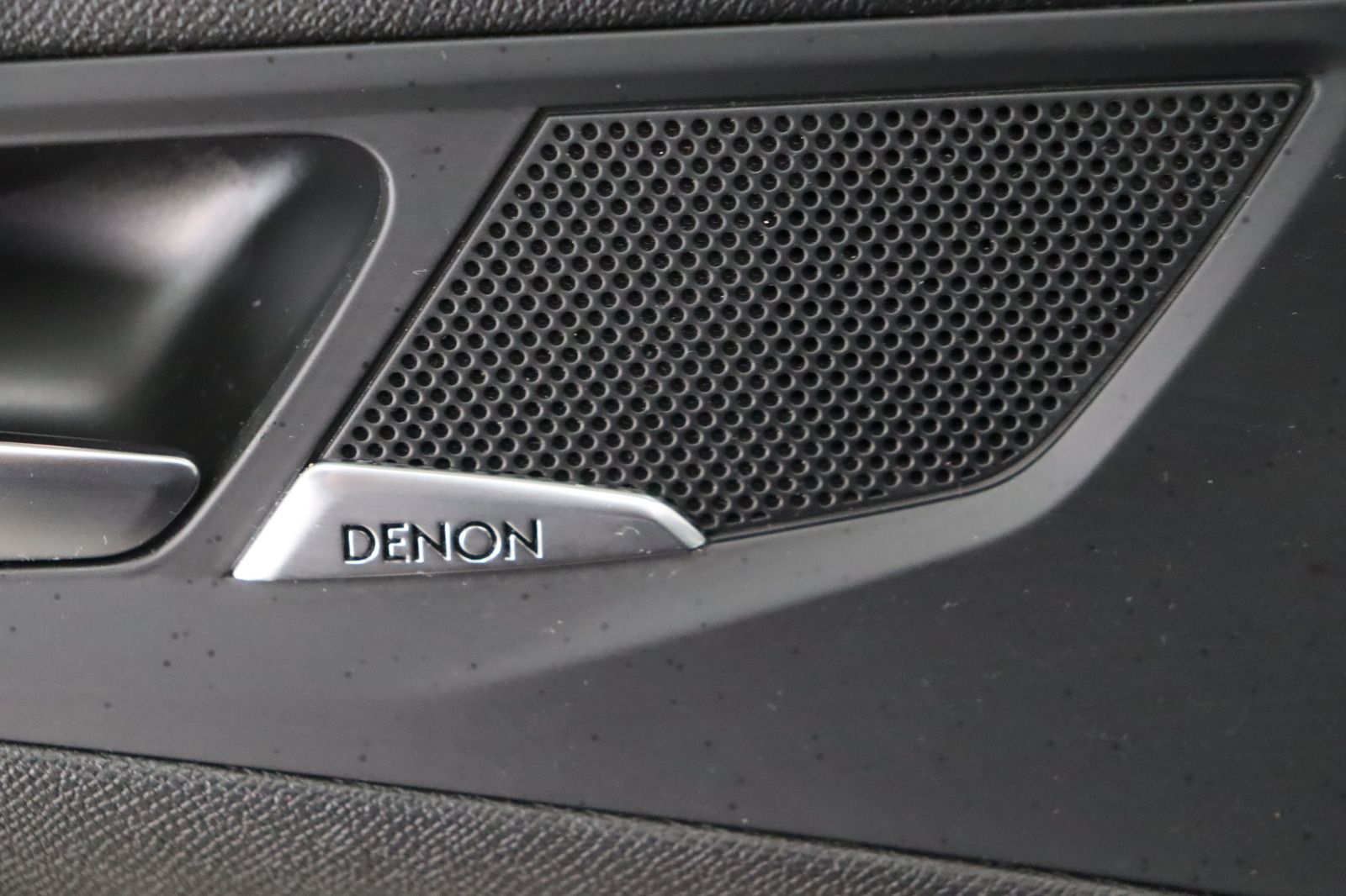 Fahrzeugabbildung Peugeot 308 Active * LED * Navi * Massage