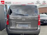 Hyundai H-1 2.5 Travel Comfort - Hyundai H-1: Van