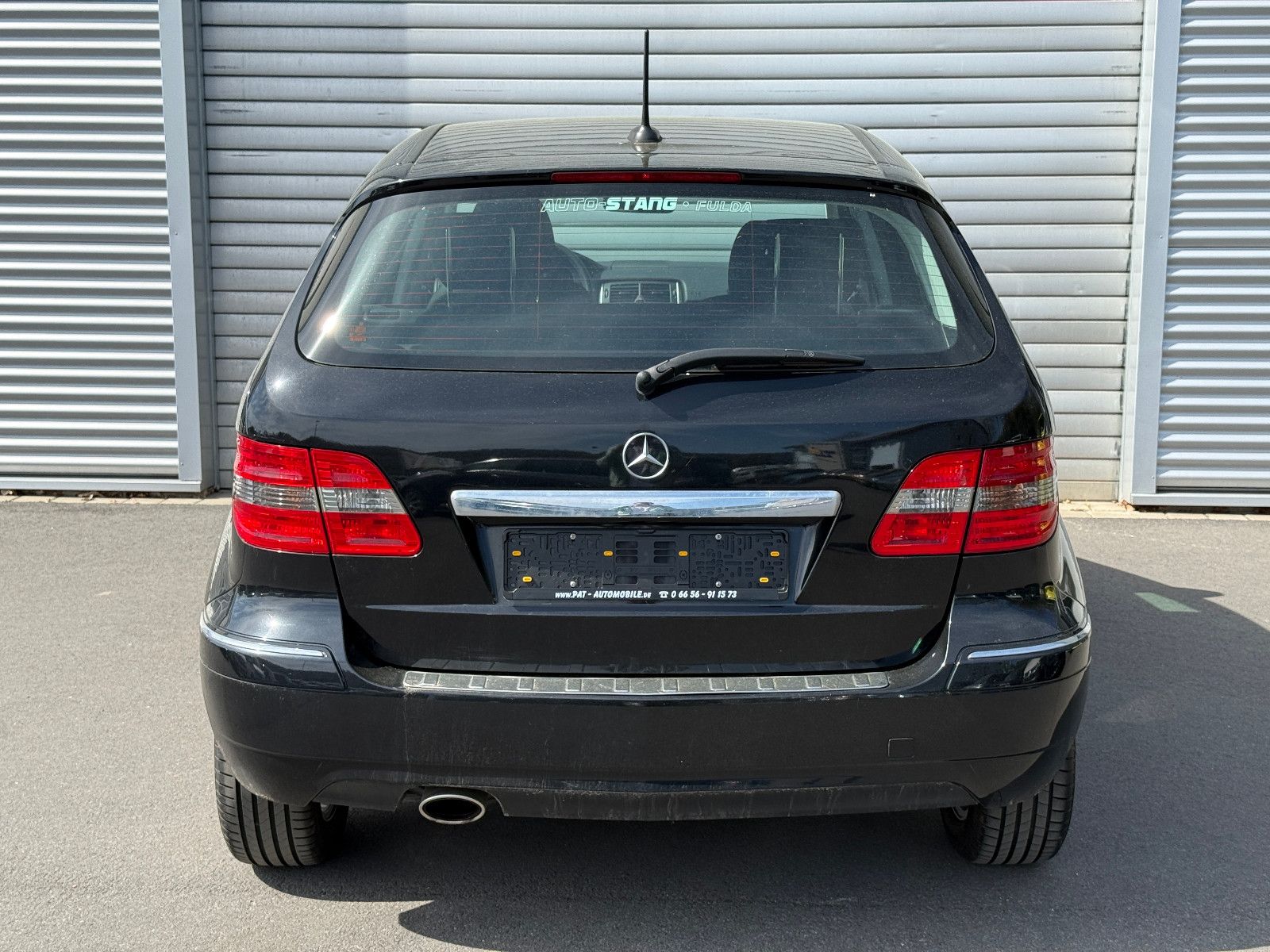 Fahrzeugabbildung Mercedes-Benz B 180 1.7 Benziner Klimaanlage Navi Tempomat SHZ