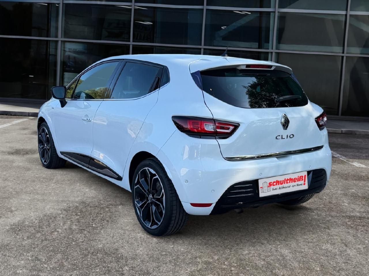 Fahrzeugabbildung Renault Clio IV BOSE Edition