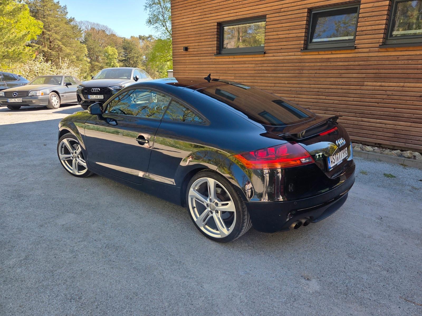 Audi TT Coupe 1.8 TFSI - 19" RS Felgen 
