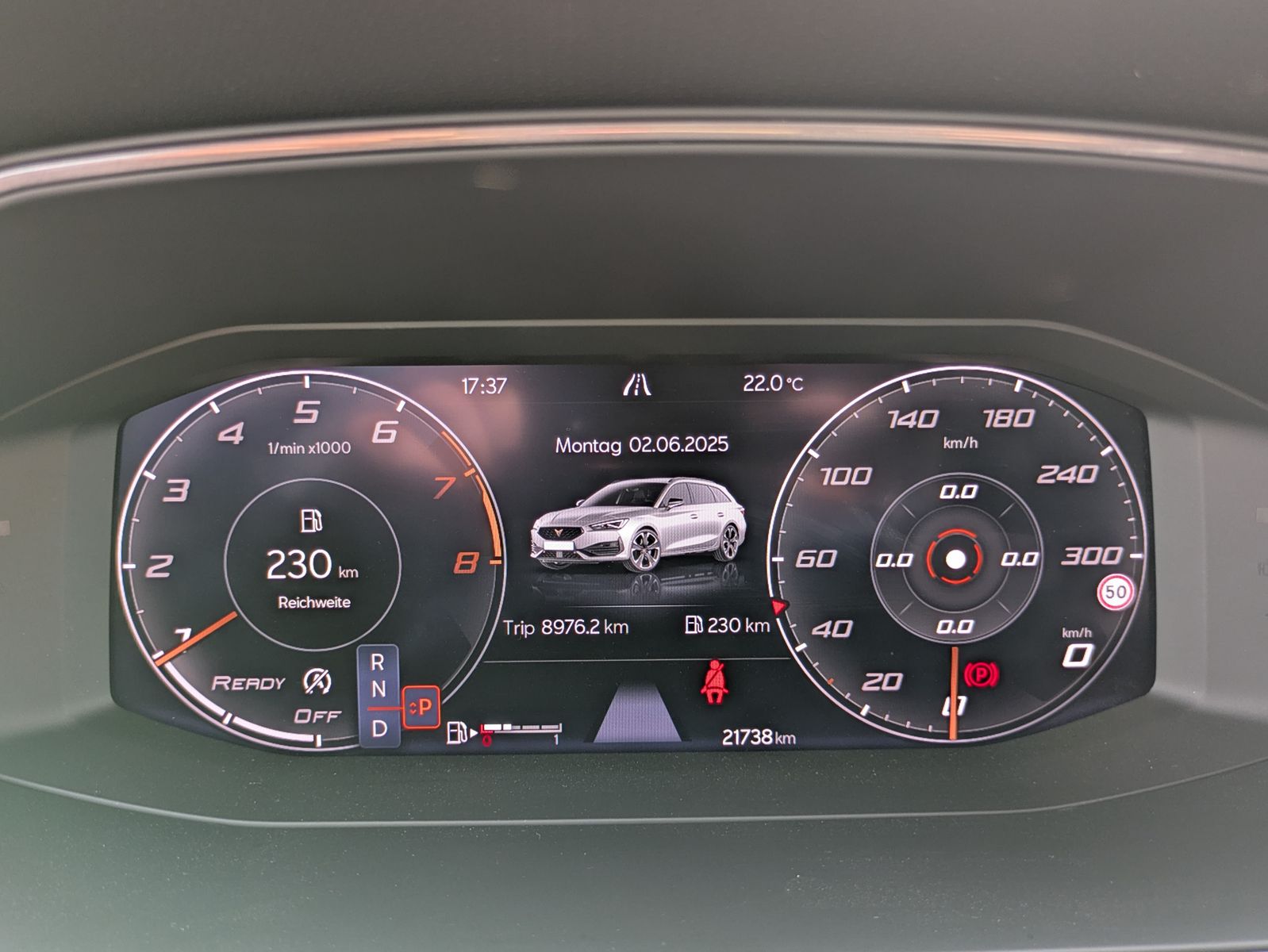 Fahrzeugabbildung CUPRA Leon 1.5 eTSI DSG MATRIX-LED*ACC*AHK*KAMERA*18"