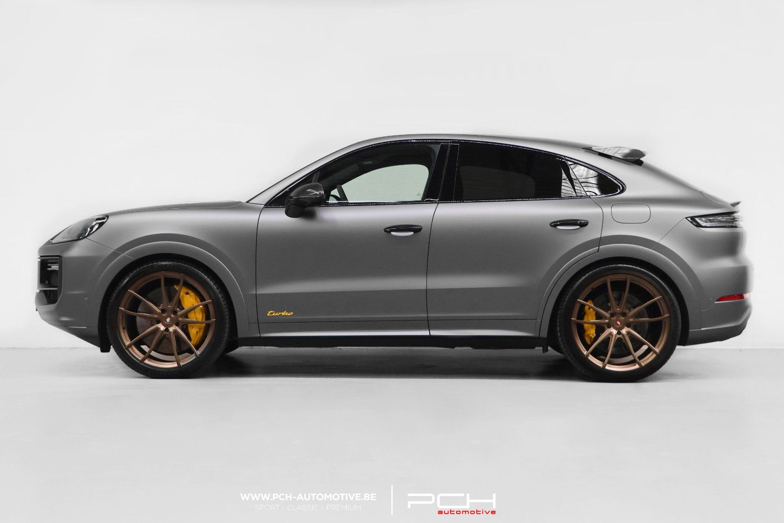 Porsche Cayenne Turbo E-Hybrid Coupé V8 600hp GT Pack imagem 3