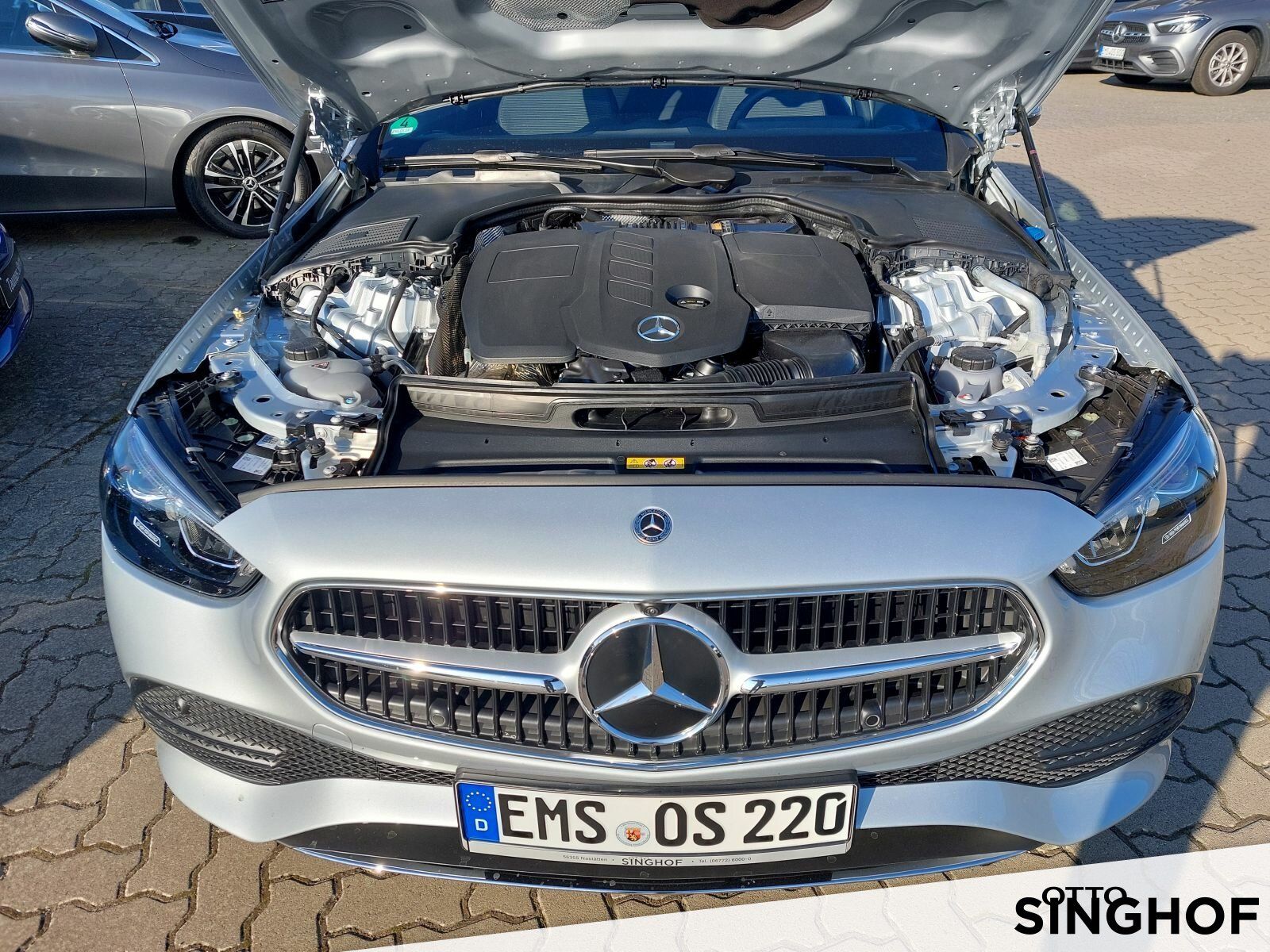 Fahrzeugabbildung Mercedes-Benz C 220 d Avantgarde +eff.3,99%+AHK+Distronic+360°