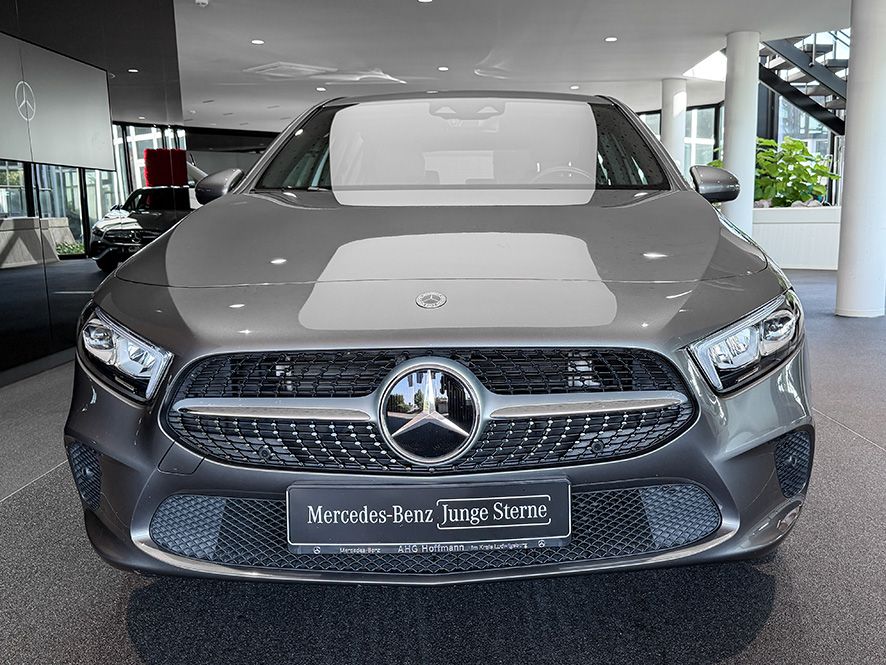 Mercedes-Benz A 200 d 4M Style LED AHK Distro Kamera SHZ foto 3