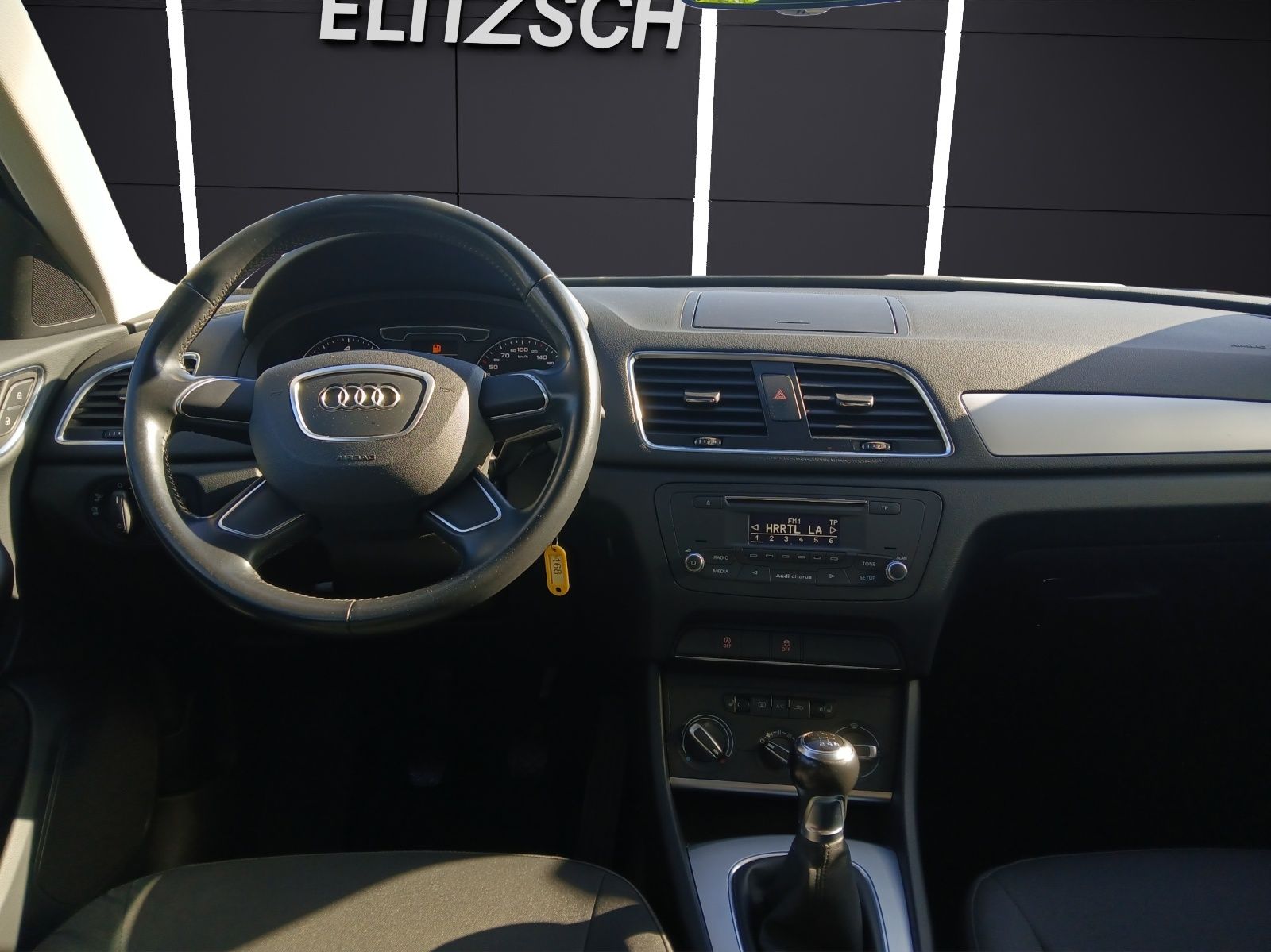 Fahrzeugabbildung Audi Q3 TFSI LED AHK SH