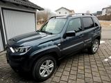Lada Niva Travel erst 500km drauf Klima Al... - Lada Niva Travel Gebrauchtwagen