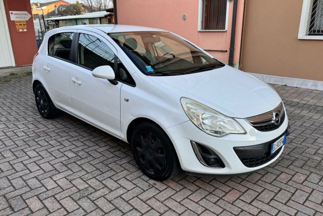 Opel Corsa 1.2 Benzina - GPL scadenza 2032 Ok Ne