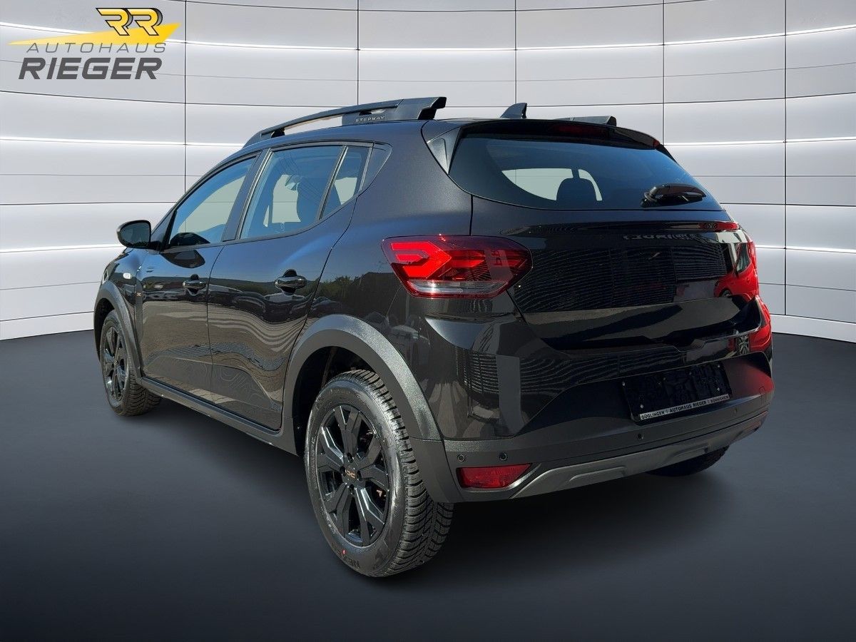 Fahrzeugabbildung Dacia Sandero III Stepway Extreme TCe 90 CVT