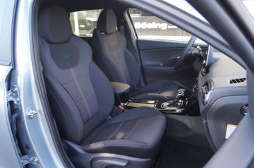 Hyundai i30 1.5 T-GDI MH. N Line DCT-NAVI-LED-KAMERA-PDC